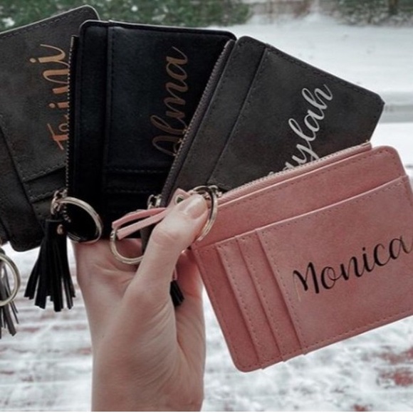 Customize wallets - Picture 1 of 1